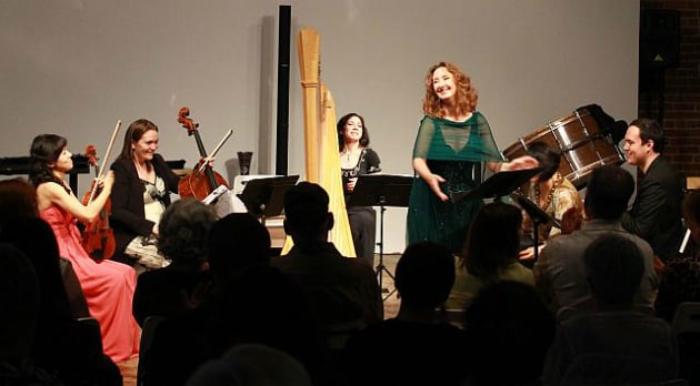 CMSV musicians violinists Yoon-Kyung Shin, cellist Saeunn Thorsteinsdottir, harpist Anna Maria Mendieta, soprano Malinda Haslett, flutist Ray Furuta (Photo by Jen Ching Wang)