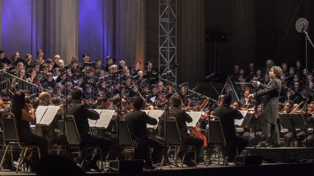 Gustavo Dudamel conducts the Simon Bolivar Symphony Orchestra of Venezuela (Photo by Peter DaSilva)