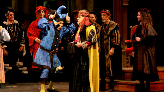 From left to right, Krassen Karagiozov (Rigoletto), Eric Coyne (Ceprano), Carmello Tringali (Borsa) (Photo by Otak Jump)