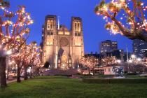 grace_cathedral_and_the_holiday_lights.eventdetail.jpg