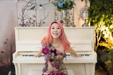 Pianist Jenny Q Chai
