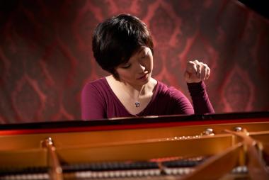 Claire Huangci performs for Steinway Society's Home Concert Hall