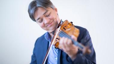 Ian Swenson playing Violin