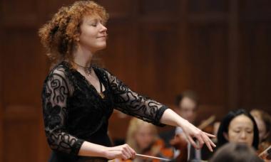 Conductor Jeannette Sorrell in performance.