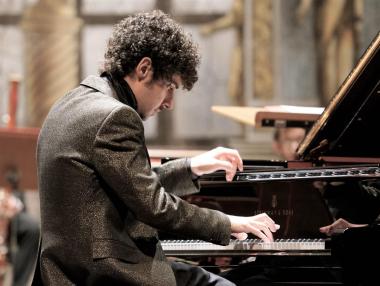 Acclaimed Artist Federico Colli plays for Steinway Society – The Bay Area at the Cubberley Community Center, Palo Alto on May 4, 2024. Photo courtesy of the artist.