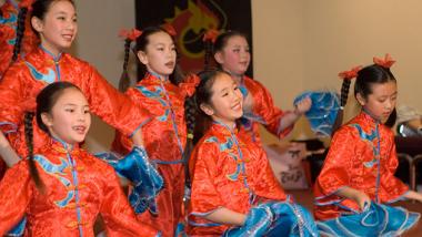 Chinese-New-Year-Celebration-Festival-Reception-Oliver-Theil_header.jpg