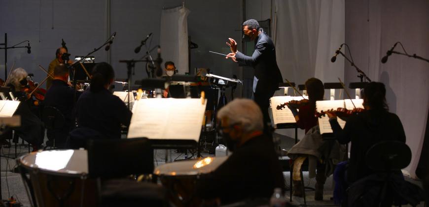 Roderick Cox with the SFO Orchestra