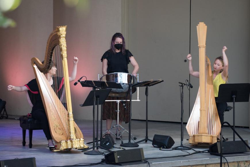 Emily Levin, Abby Savell and Julie Smith Phillips perform Gabriela Ortiz’s Río de la Mariposas