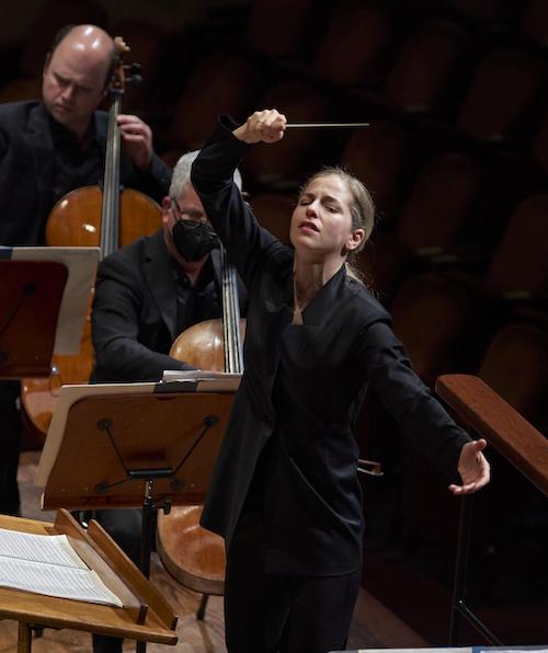 Karina Canellakis and the San Francisco Symphony
