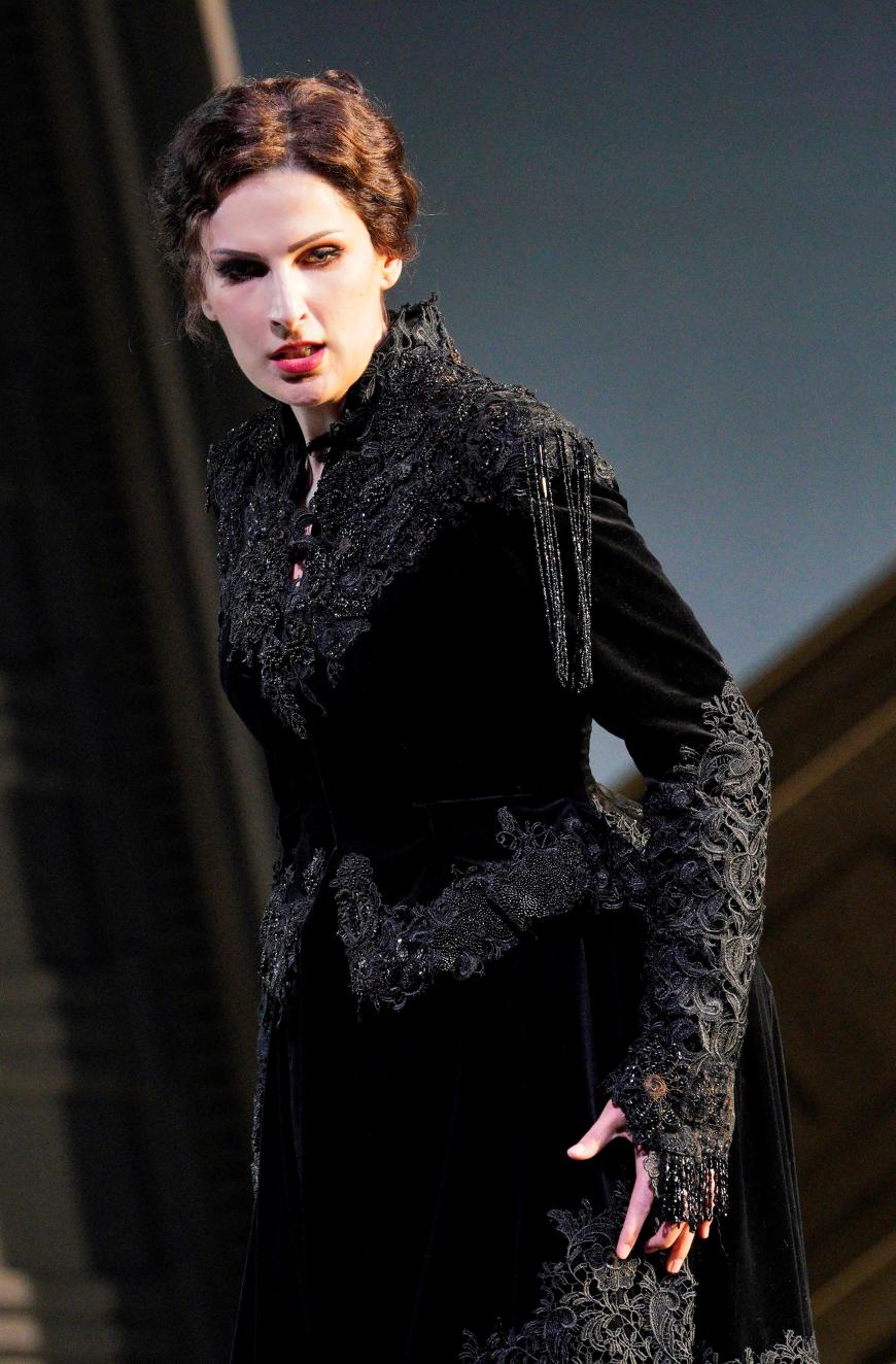 Adela Zaharia as Donna Anna in Mozart’s Don Giovanni
