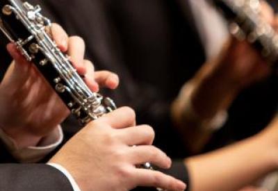 19-20-performance-calendar-clarinet.jpg