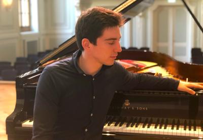 Dzianis Linnik is a competitor in the 2022 Cliburn Competition