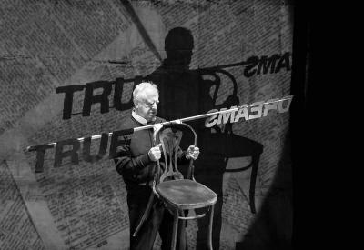 The University of California, Berkeley and Cal Performances present a campus-wide residency with world-renowned, multi-disciplinary artist William Kentridge over the course of the 2022–23 academic year. pictured: William Kentridge performs Kurt Schwitters' Dadist poem "Ursonate" March 10 at Zellerbach Playhouse. (credit: Stella Olivier)