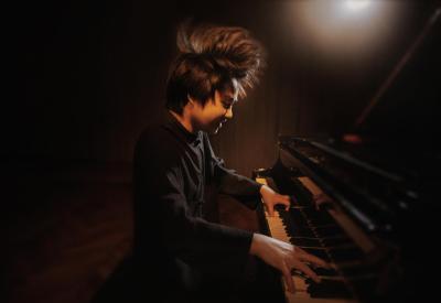Japanese pianist Mao Fujita makes his Steinway Society - The Bay Area premiere. Photo courtesy of the artist.