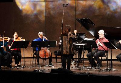 Earplay members: T. Baune, E. Rose, T. Moore, M. Chun,  P. Josheff, T. Brody performing on classical instruments