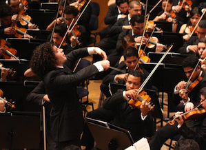 Dudamel conducts Orquesta Sinfónica Simón Bolívar 