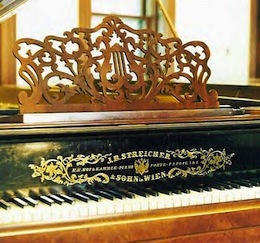 Brahms' Streicher piano