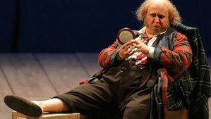 Ambrogio Maestri as Falstaff (in Munich) 