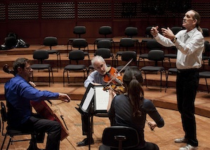 A chamber music workshop being led by Stefan Cohen<br>Photos by Kristen Loken