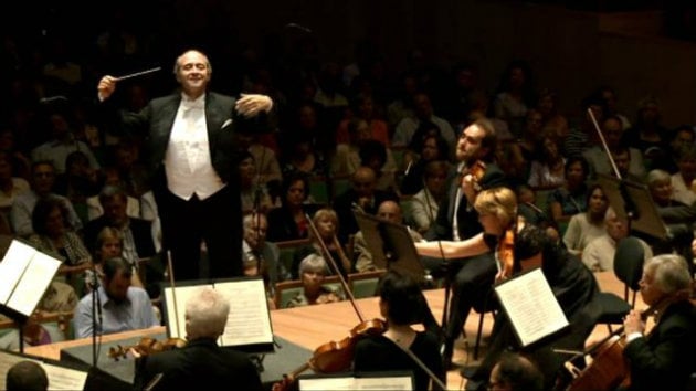 Ivan Fischer calls for support of refugees (Photo by Budapest Festival Orchestra)