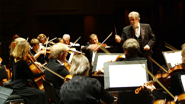 George Cleve conducting at a previous Midsummer Mozart Festival.
