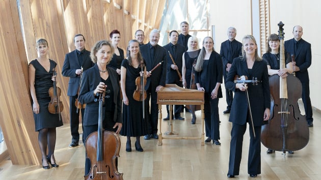 Tafekmusik Baroque Orchestra (Photo by Sian Richards)