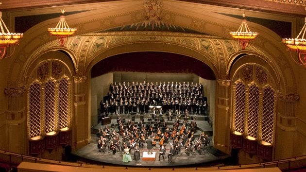 Symphony Silicon Valley performing in the California Theatre. (Photo by Robert Shomler)